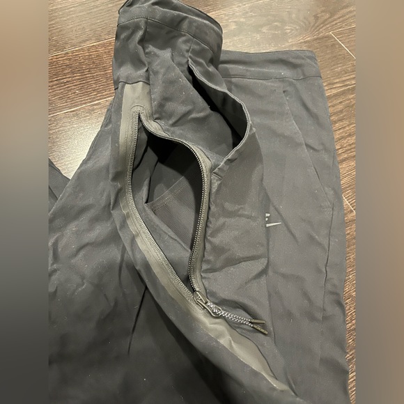 NIKE drawstring trouser pants with elasticized cuff - Picture 12 of 16